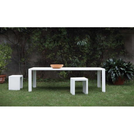 BIG IRONY OUTDOOR - Table